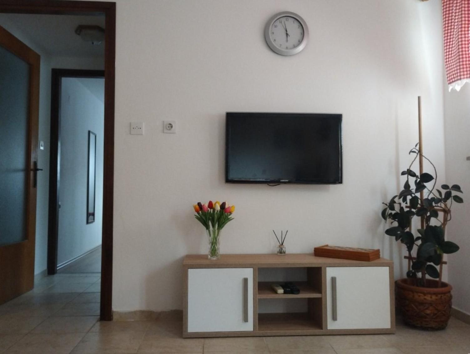 Apartman Tri Palme Gabonjin Екстериор снимка