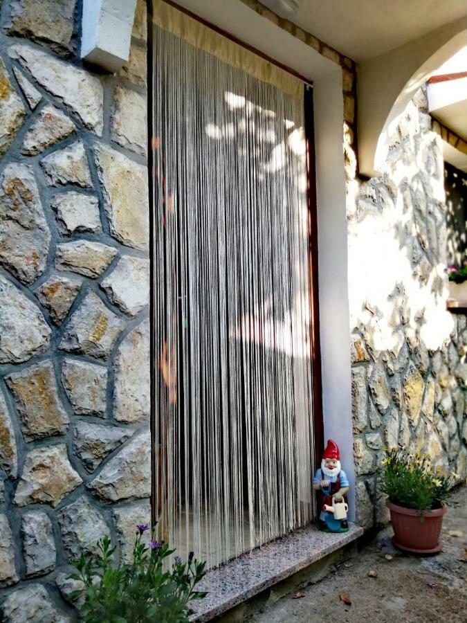 Apartman Tri Palme Gabonjin Екстериор снимка